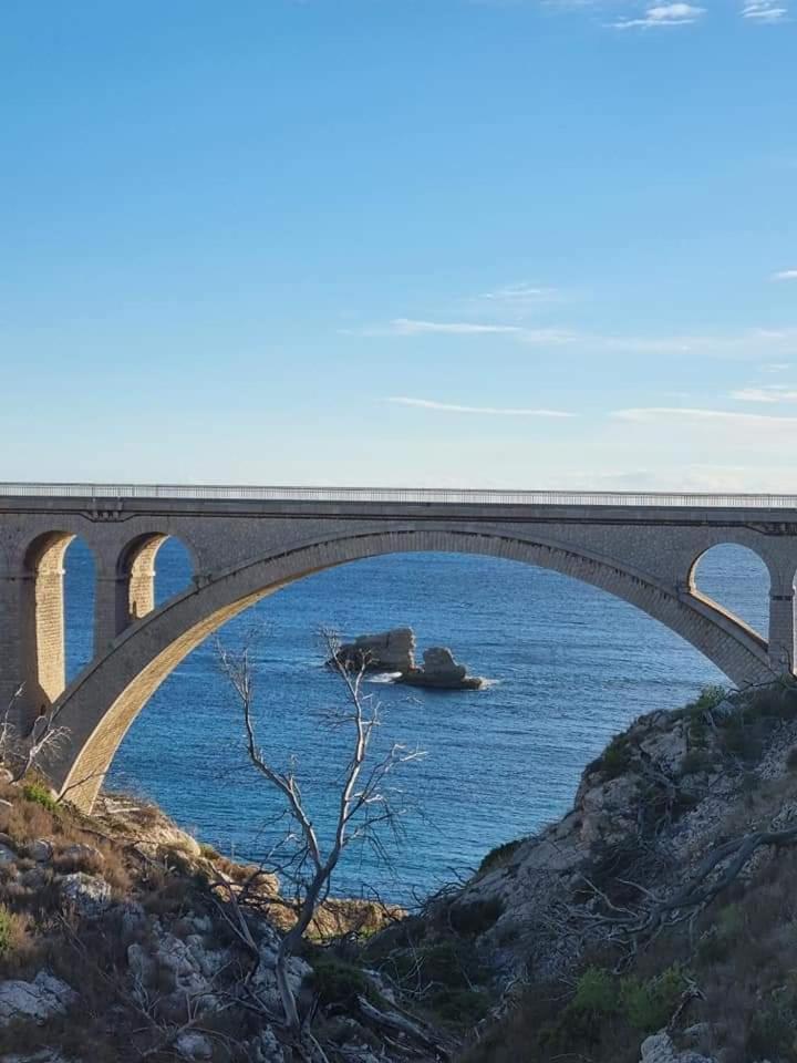 Villa Calanques Ensues-la-Redonne Habitación foto